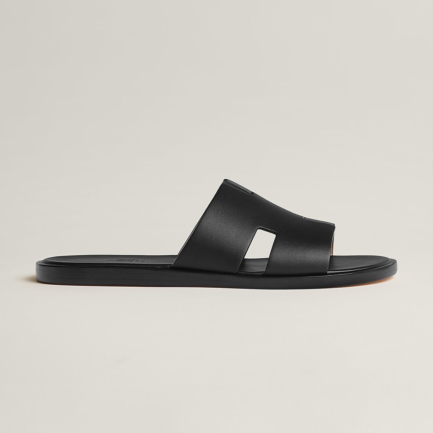 black Viral H sandals