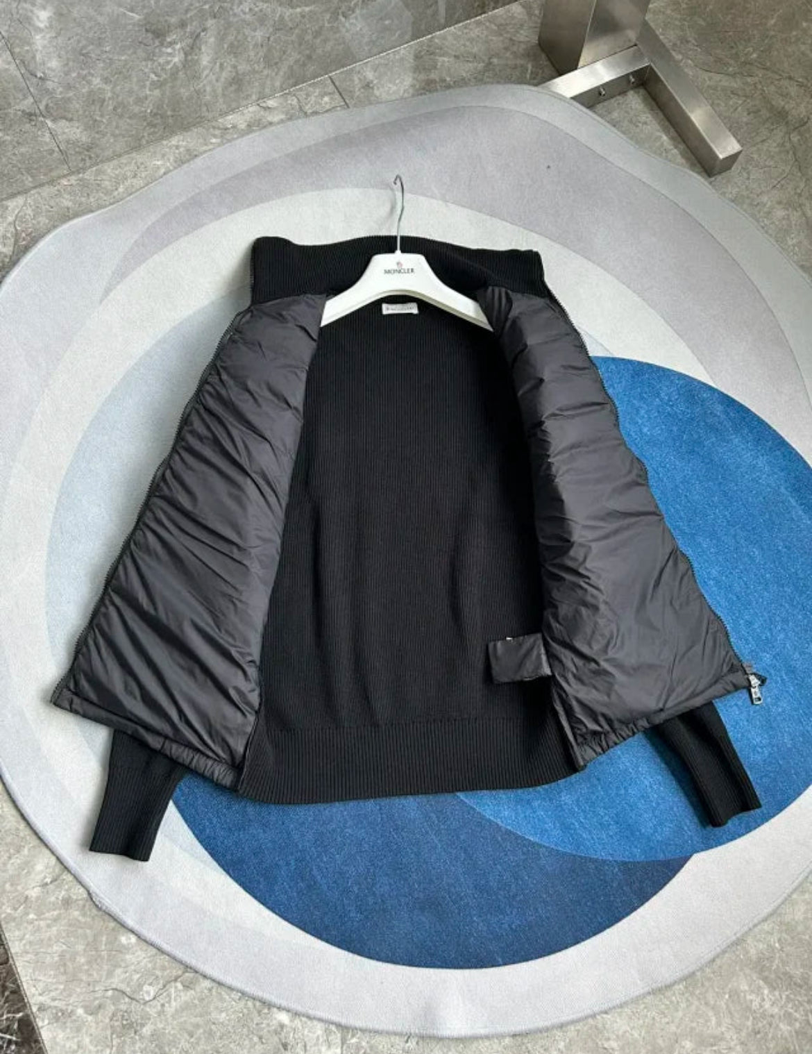 Black cardigan with knit sleeves and logo