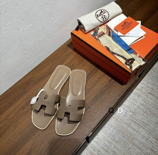 Brown Viral H sandals